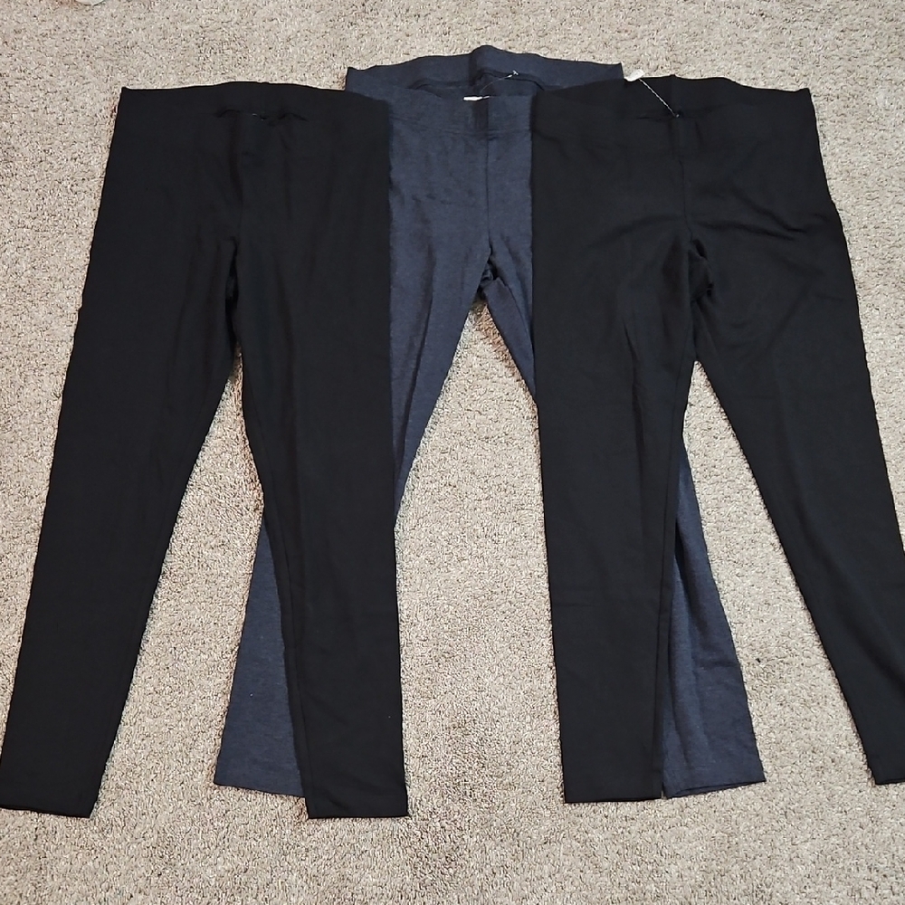 Women's Black and Gray Leggings Bundle Set HUGE SAVINGS